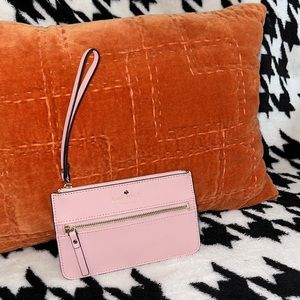 KATE SPADE slim leather wristlet